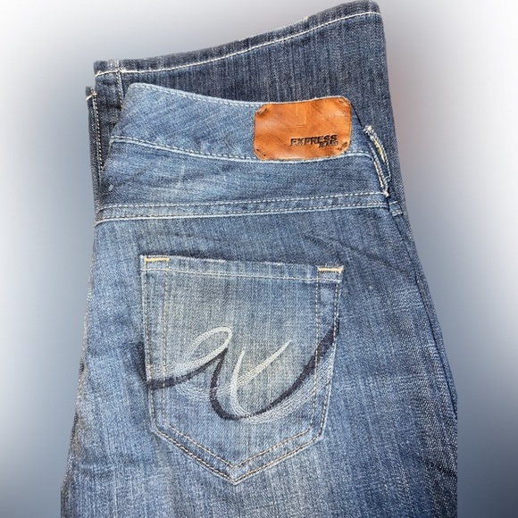 Express Jeans Eva Boot Cut Size 2 R - Picture 4 of 9